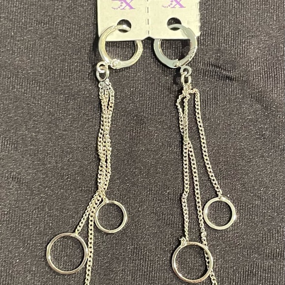 Drop Earings - Picture 5 of 6